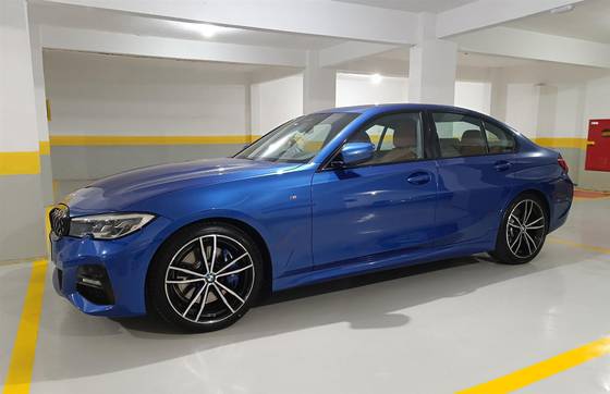 BMW 330i 2.0 16V TURBO GASOLINA M SPORT AUTOMÁTICO